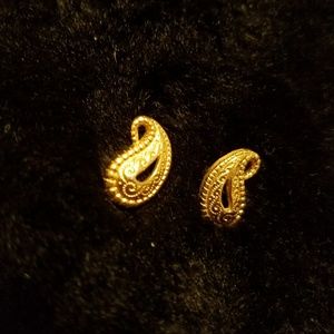 Gold Paisley earrings
